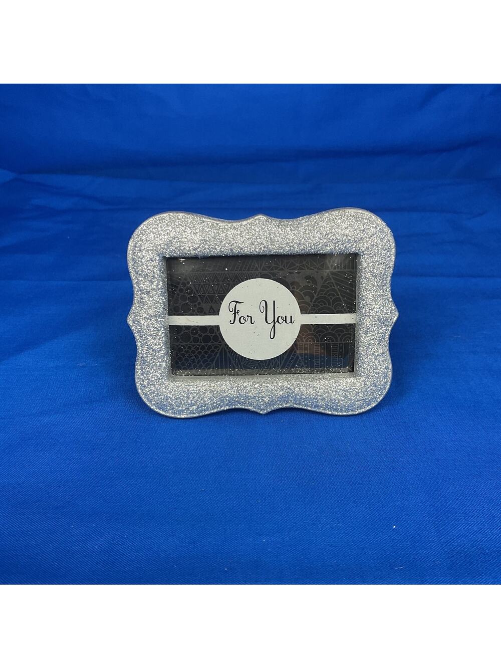 Mini Silver Glitter Picture Frame - Scalloped Tabletop Decor